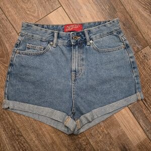 Arizona Jean Company Women's Blue Jean Shorts Size 0. Like New